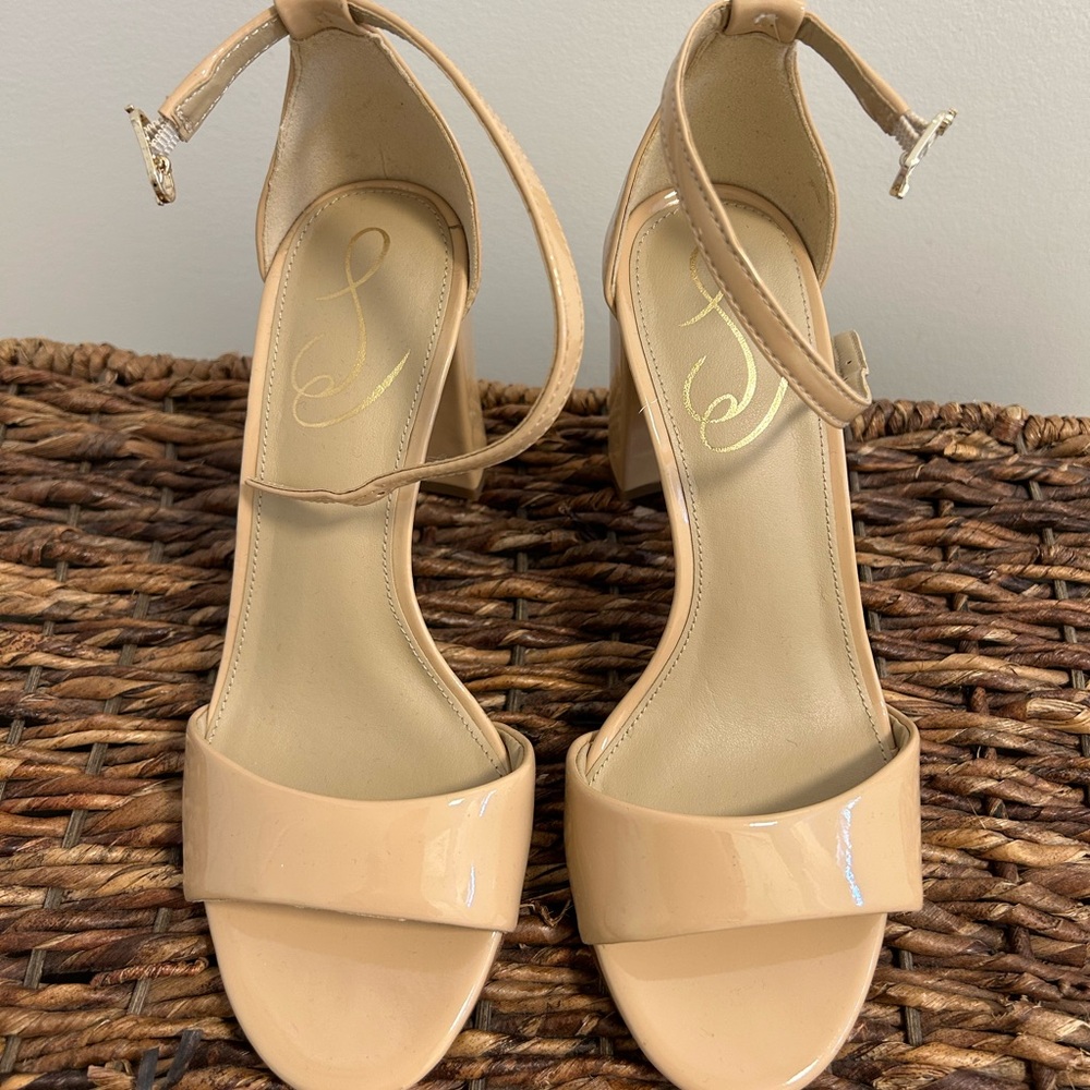 Sam Edelman Beige Patent Leather Block heel sandals
